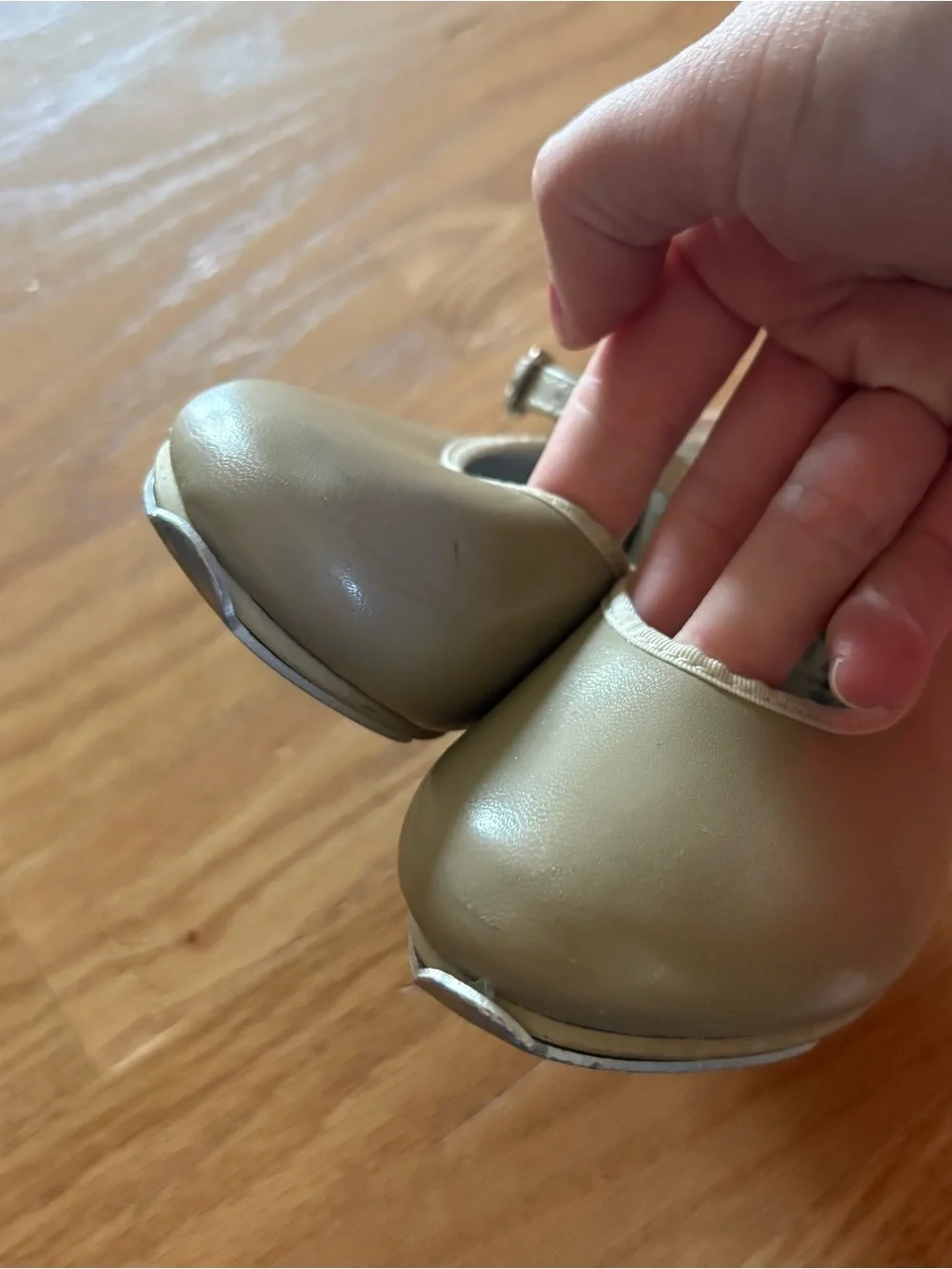 Revolution Kids Tan Mary Jane Tap Shoes Sz 13
